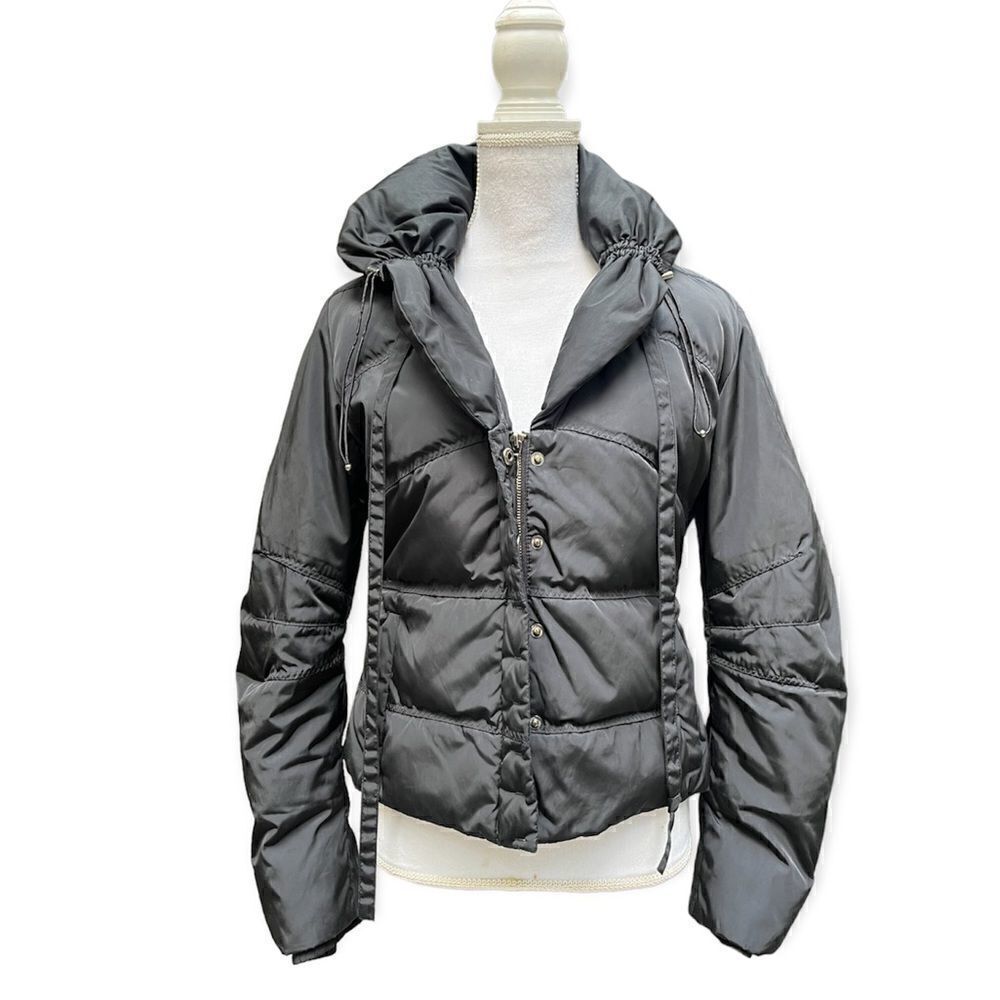 TAHARI SHORT PUFFER JACKET WARM DOWN FILLING HIDDEN HOOD BLACK SMALL
